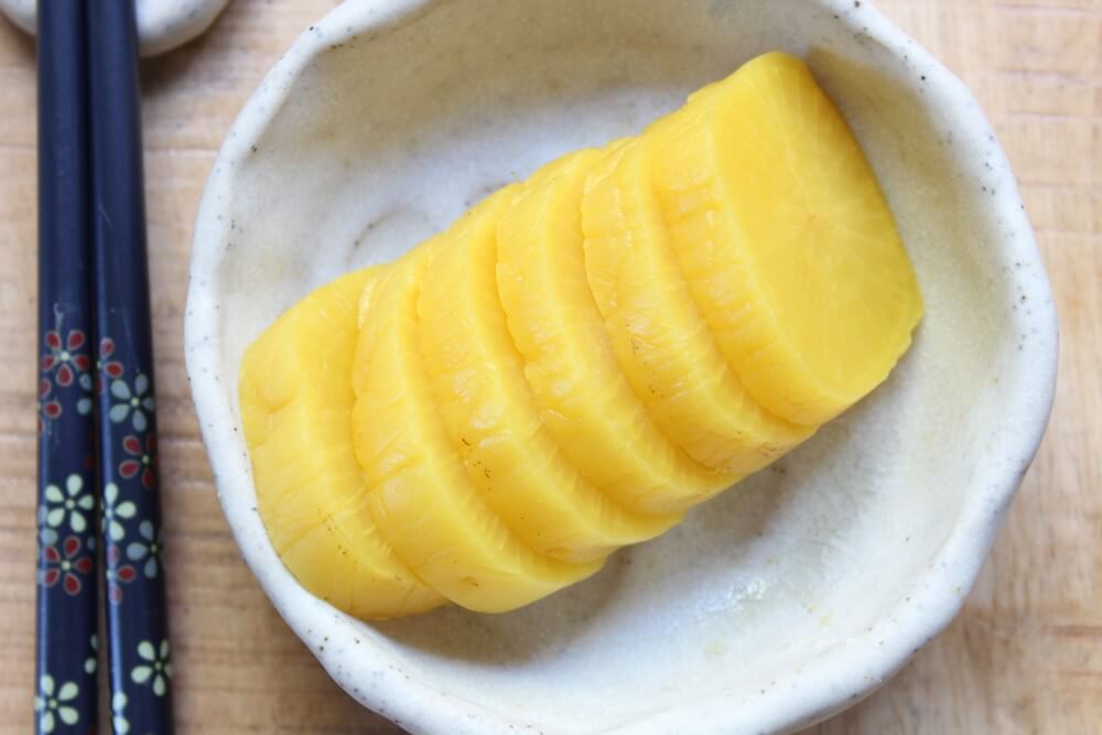 Majime Life Image of Japanese Sliced Takuan used in Japanese Bento Boxes and meal times as side dish.