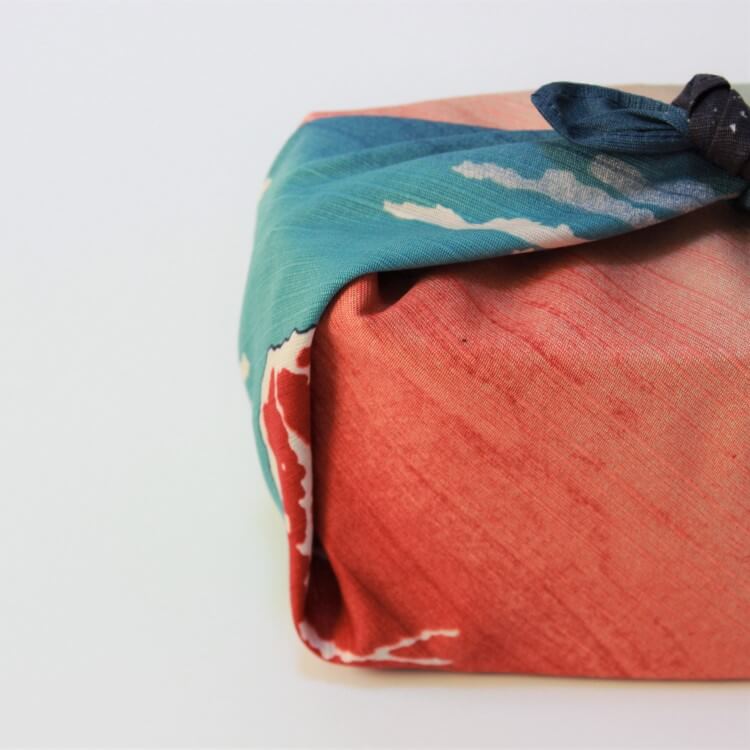 red fuji by hokusai furoshiki wrapped bento box side view
