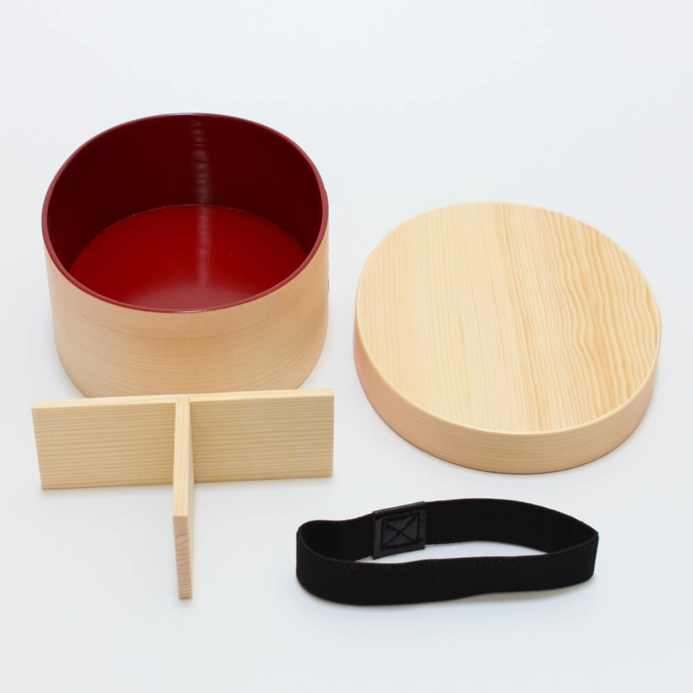 all the parts laid out for the shiraki magewappa bento box