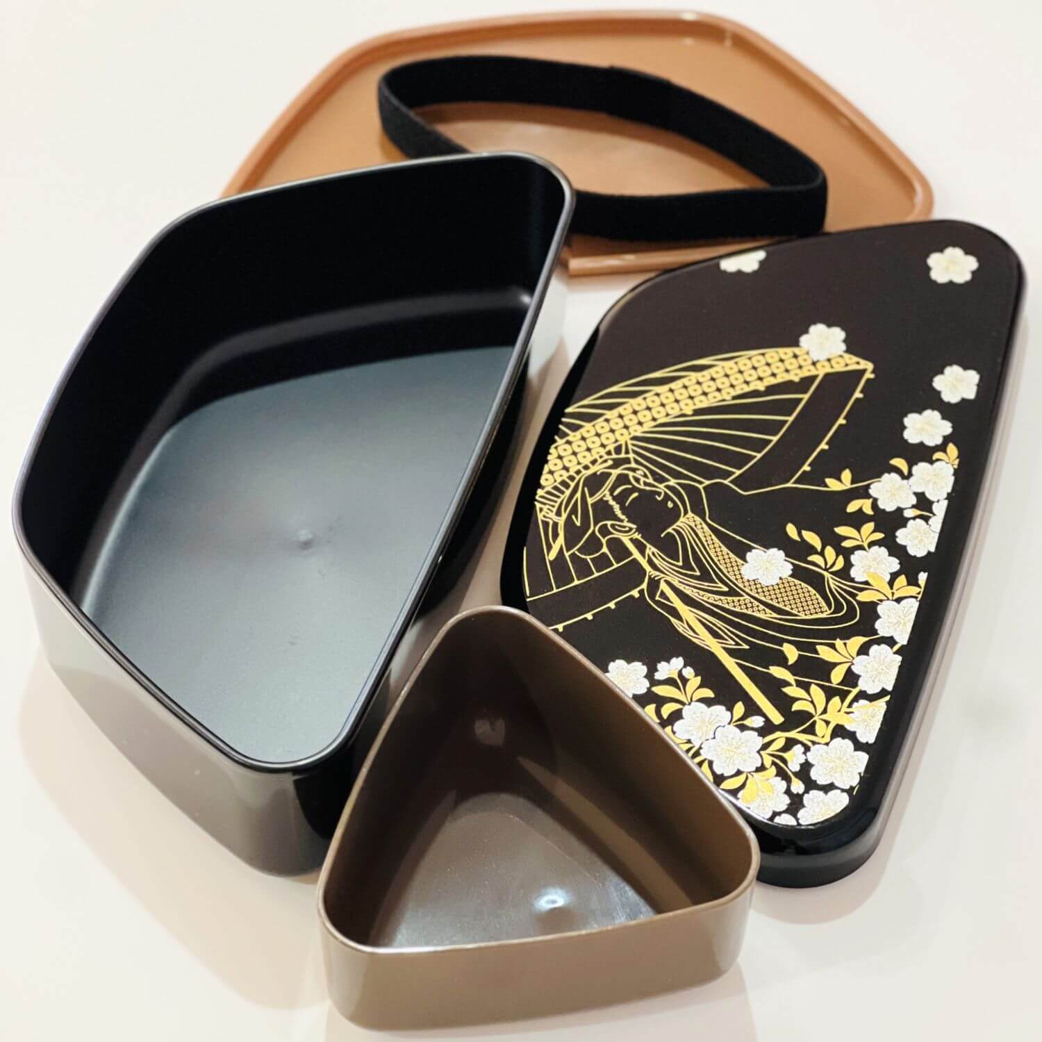 Fuji Onigiri 1 Tier Bento Box | 460ml capacity | Gold Print Lid
