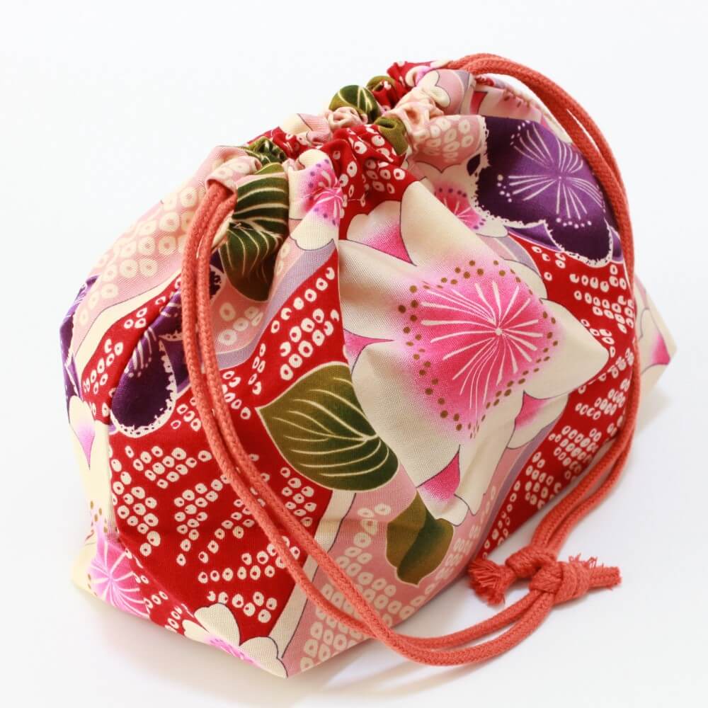 angled closed sakura blossoms bento bag