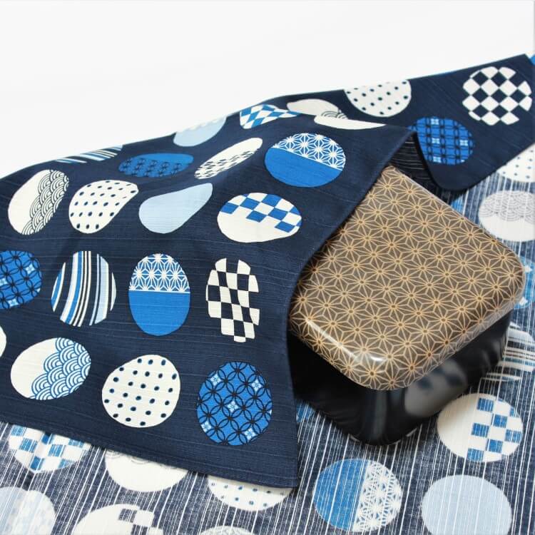 bento box covered with odama blue furoshiki