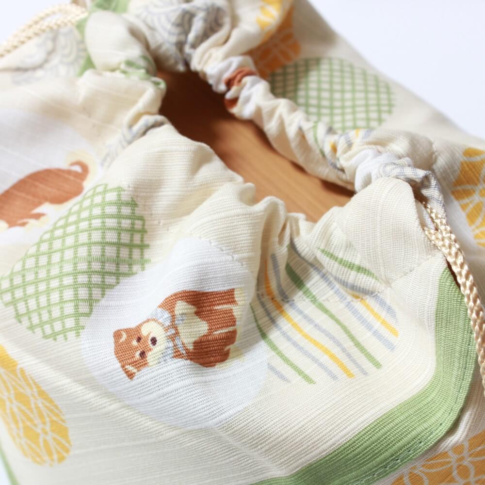 bento pouch lunch bag with drawstring closed