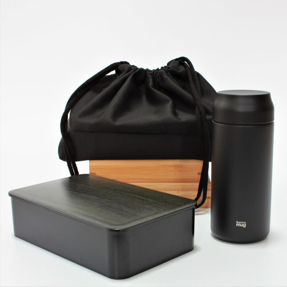 japanese themed gift for father's day containing bento box, drink bottle and bento lunch bag