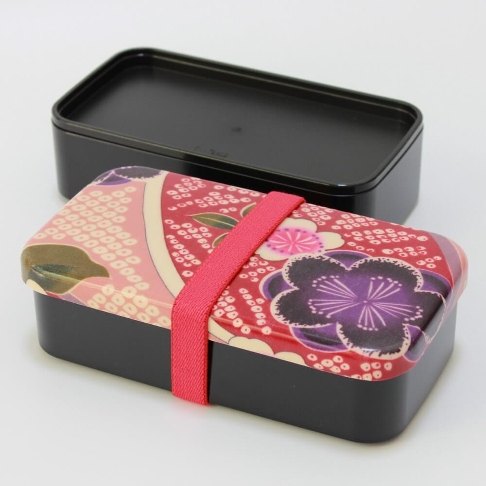 can also be used as 1 tier bento box sakura blossoms