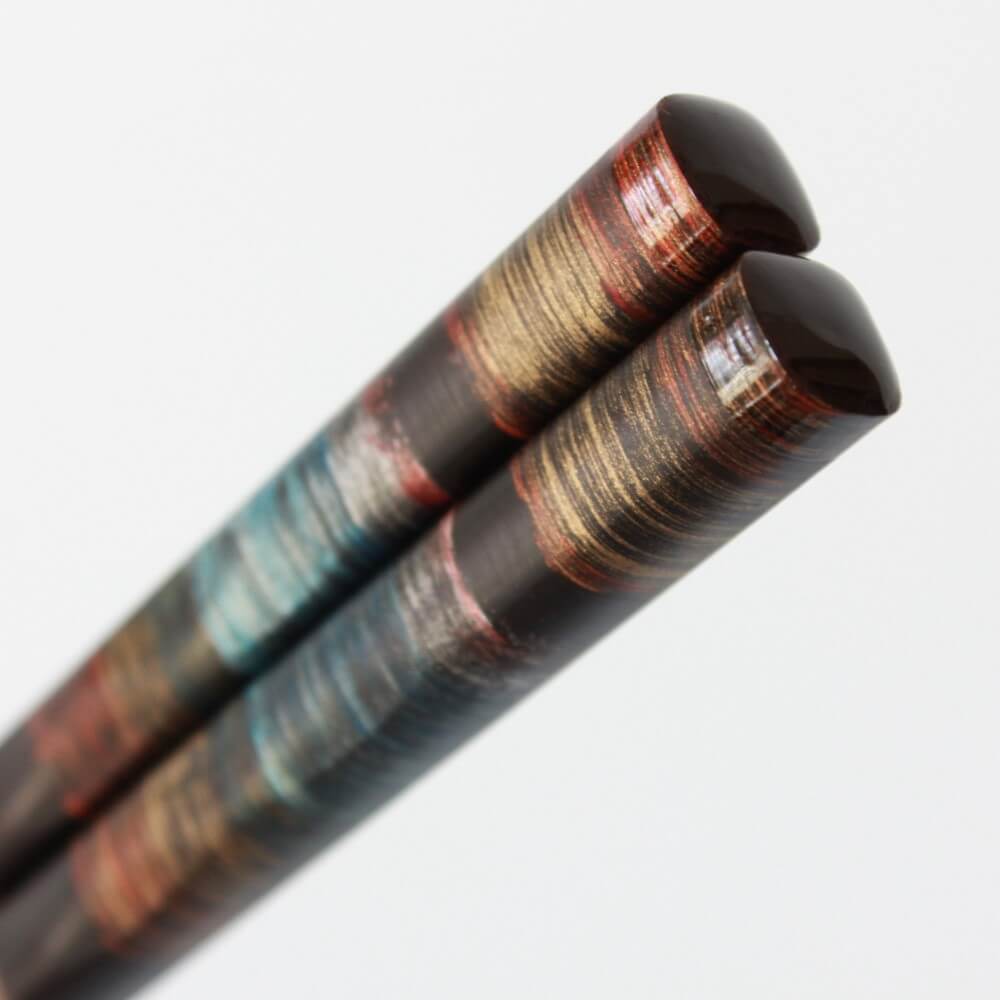 close-up-handles-showing-gradating-patterns-ryuga-blue