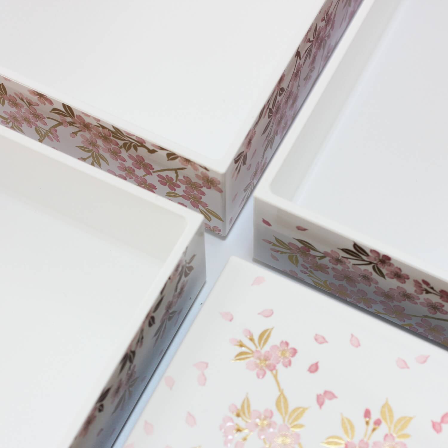 Sakura White and Pink 3 Tier Picnic (Jubako) Bento Box