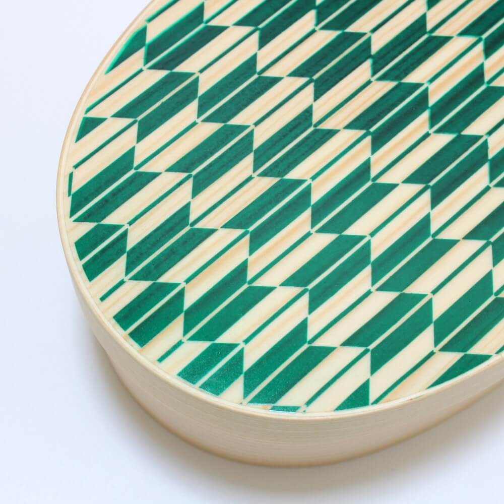 close up yabane green bento box lid