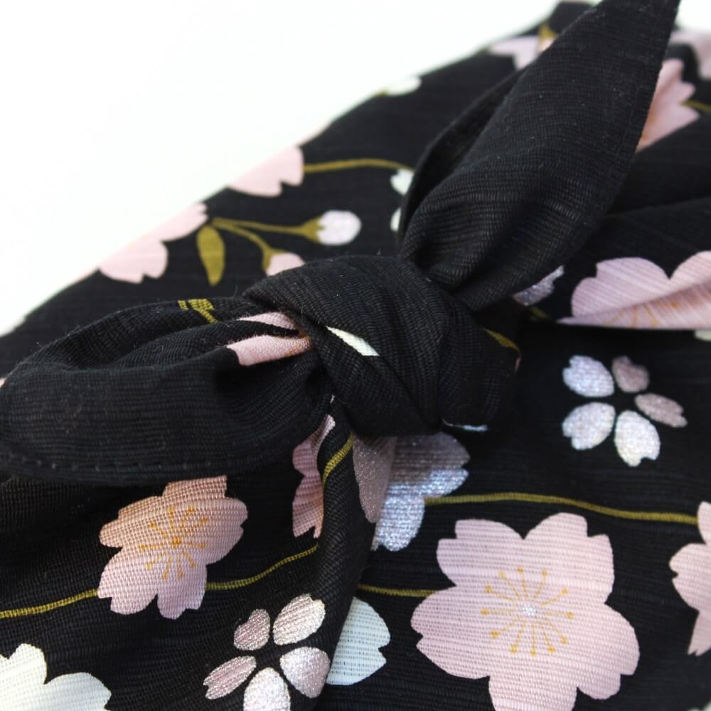 closeup knot shidare yoru sakura furoshiki
