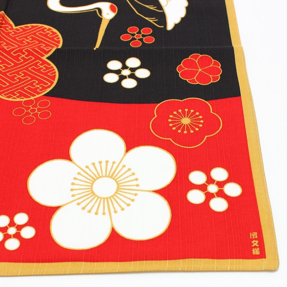 corner of red crane and turtle furoshiki from hama monyo