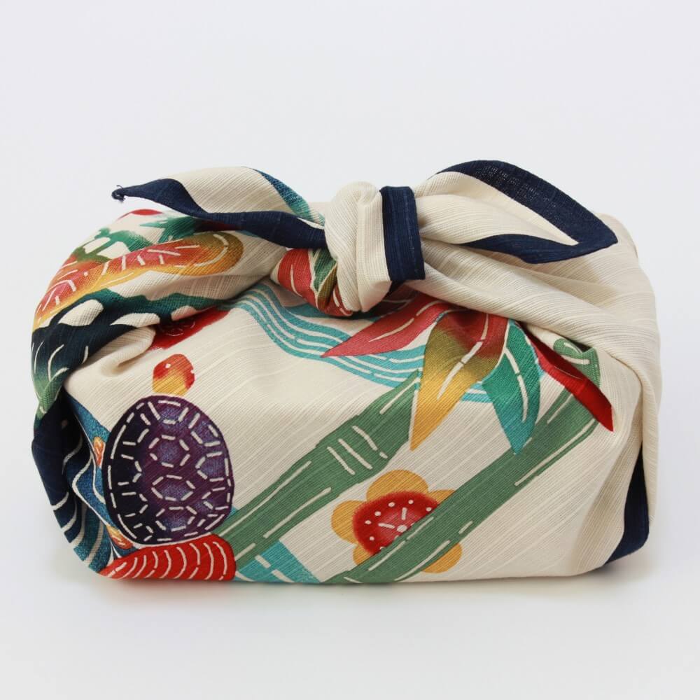 furoshiki wrapped bento box side photo