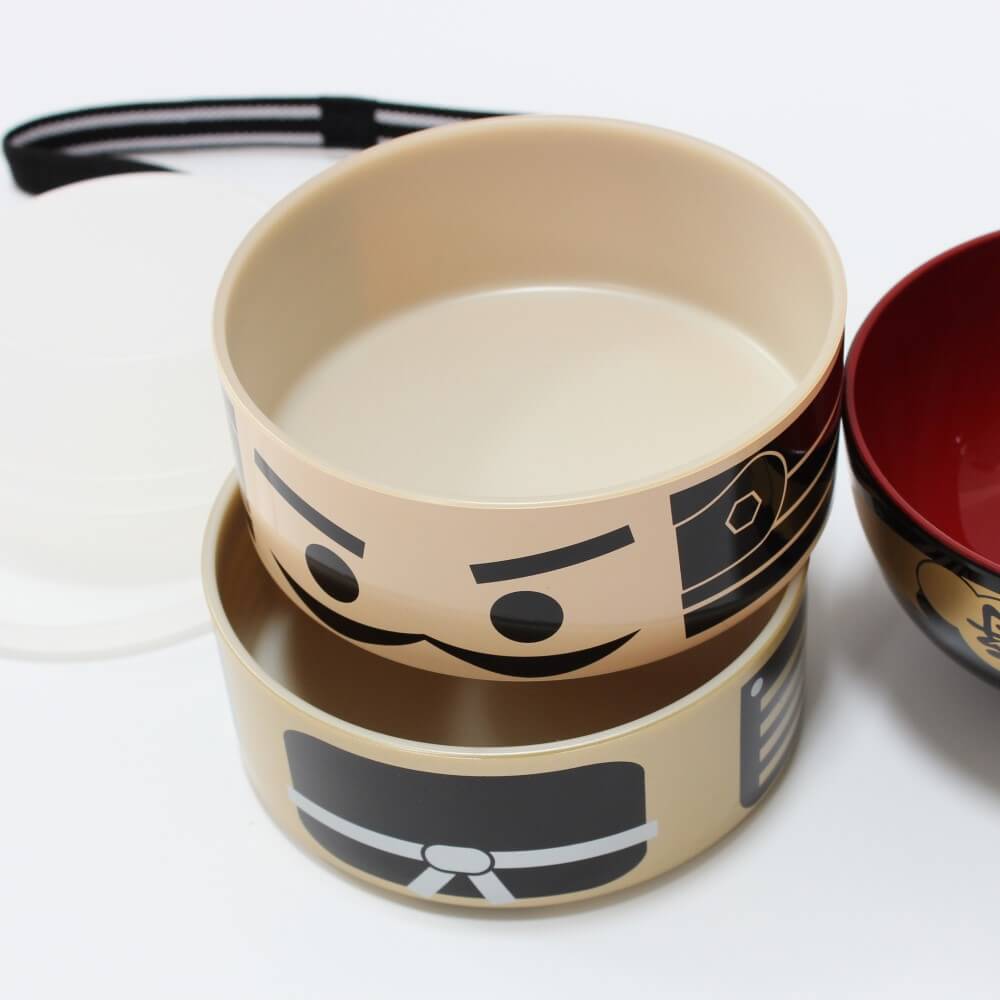 internal lids off kokeshi bushou bento box