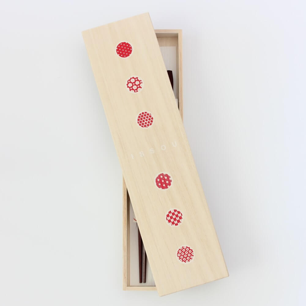 kazeotochopsticks gift set with lid on top