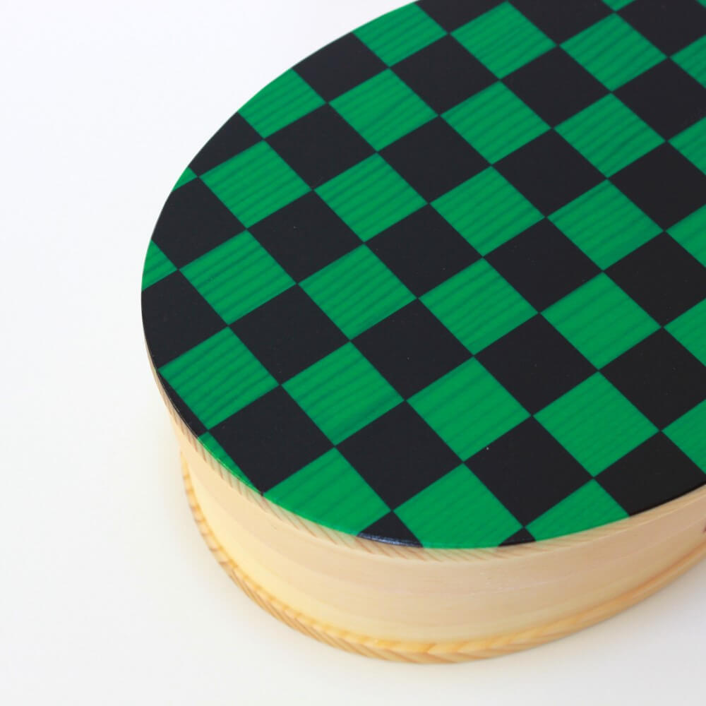lid of ichimatsu green wooden bento box