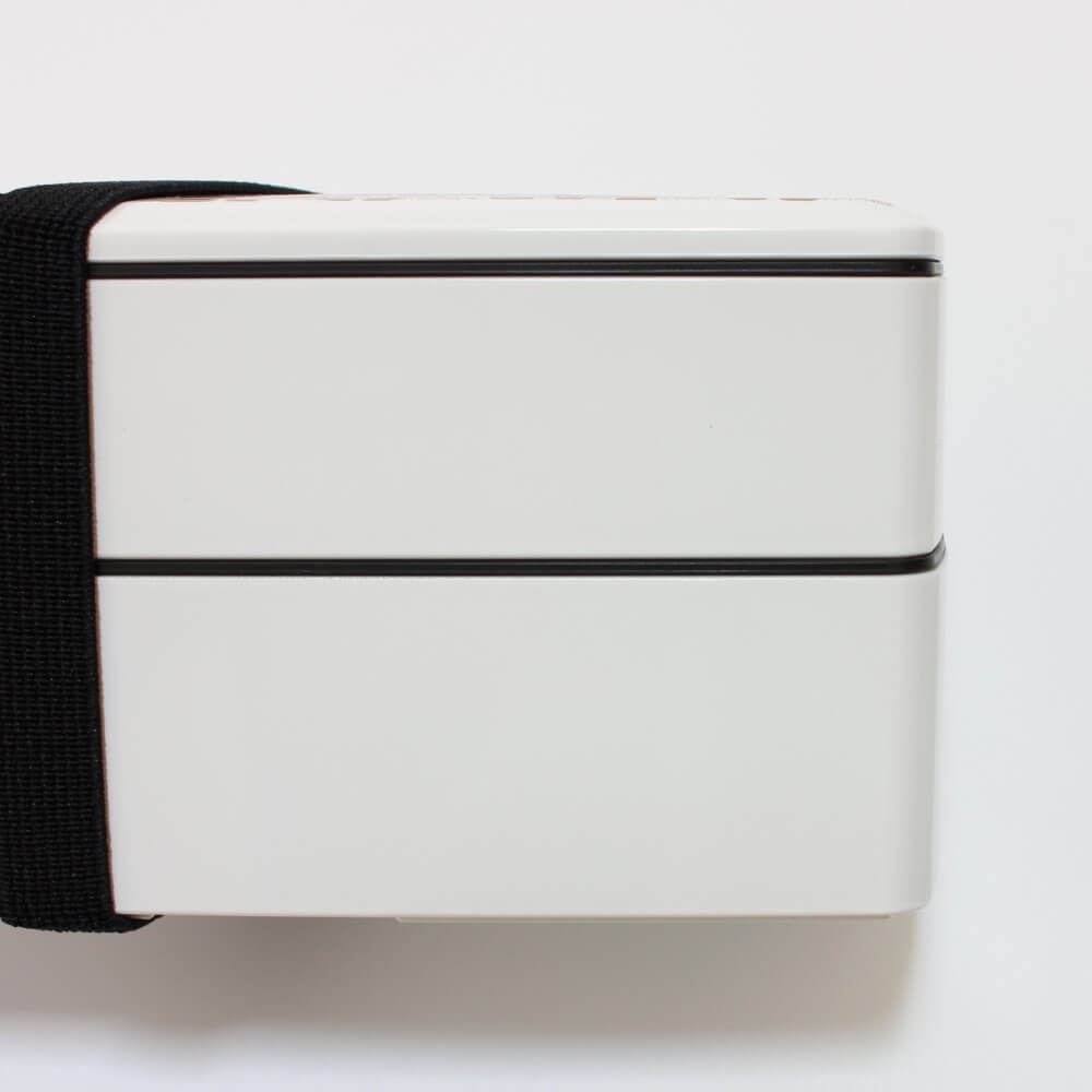 lower layer taller than upper layer 2 tiered bento box