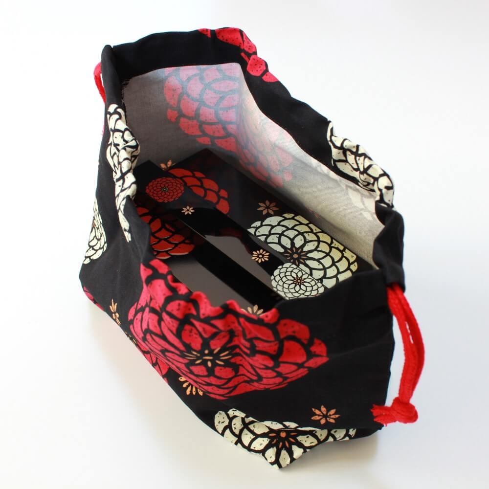 momoka black bento lunch bag with matching bento box and chopsticks