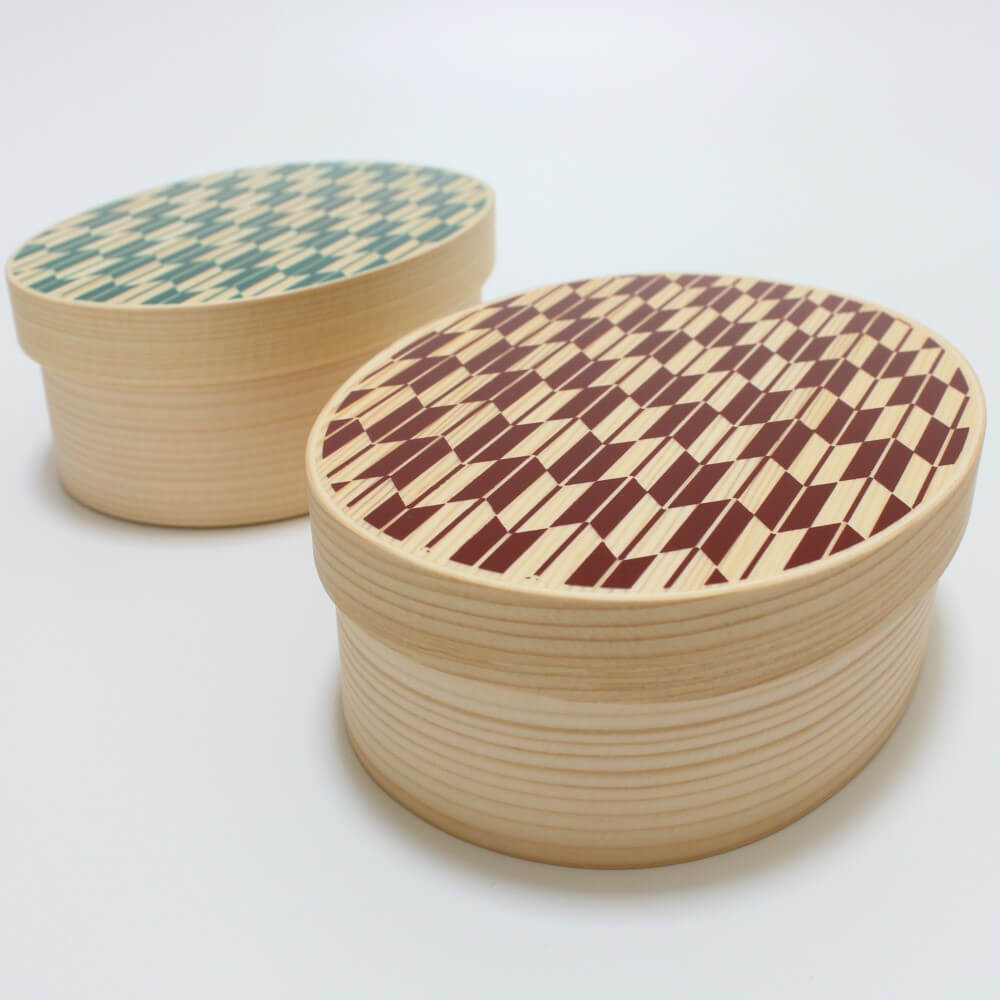 red and green yabane arrow patterned magewappa wooden bento boxes