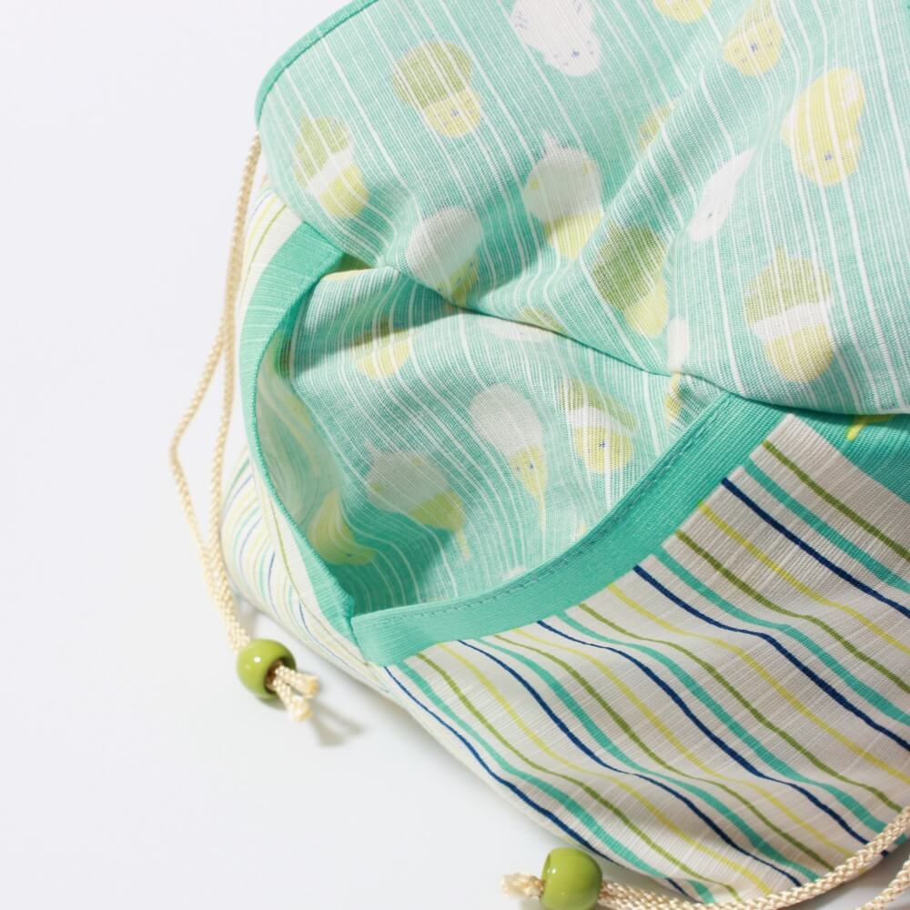 side pocket parakeets bento lunch bag