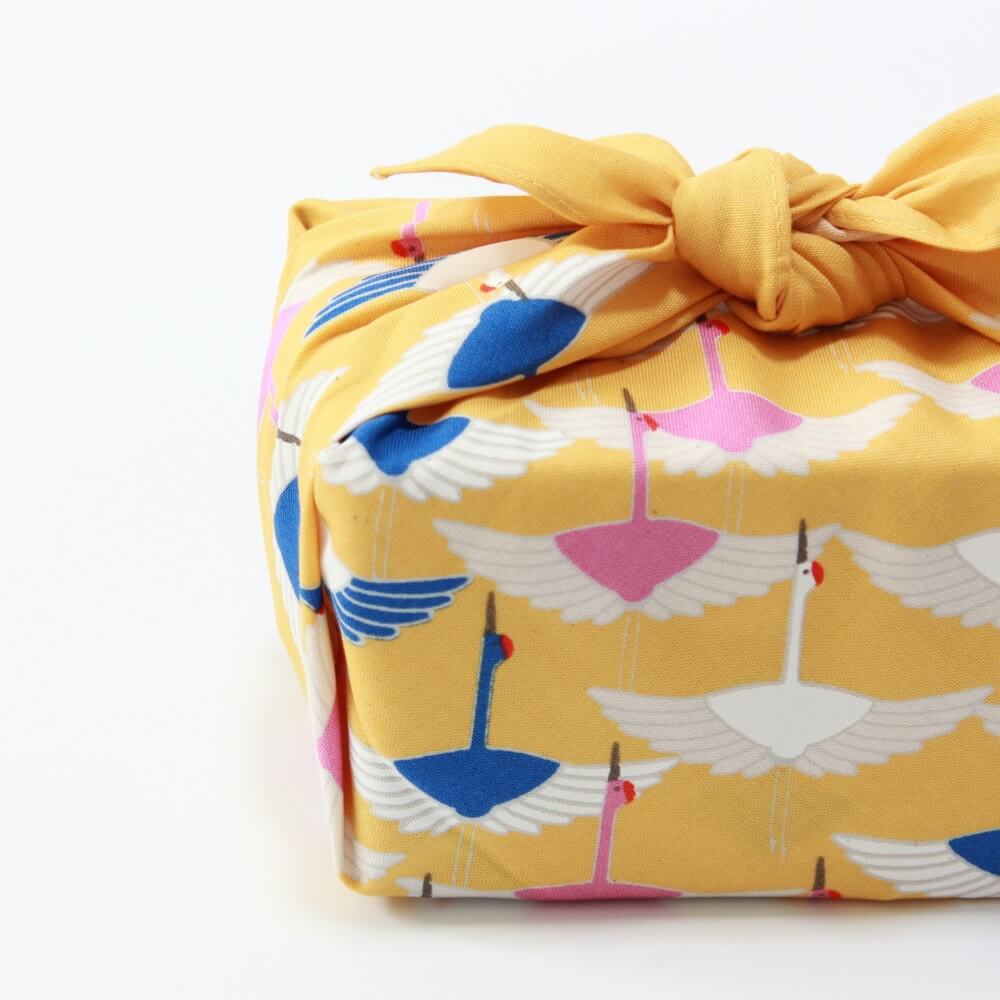 side profile hime musubi crane yellow furoshiki wrapping cloth