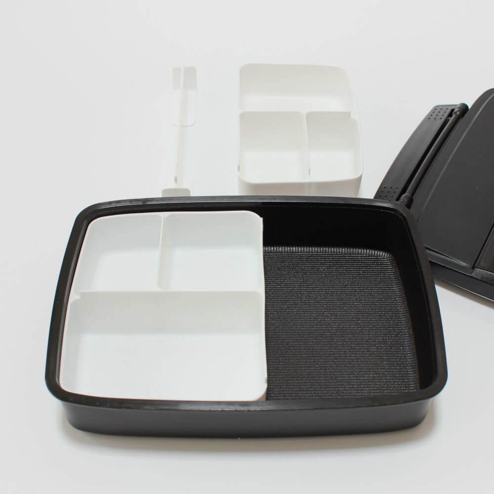 one liner and divider removed from modern plus bento box