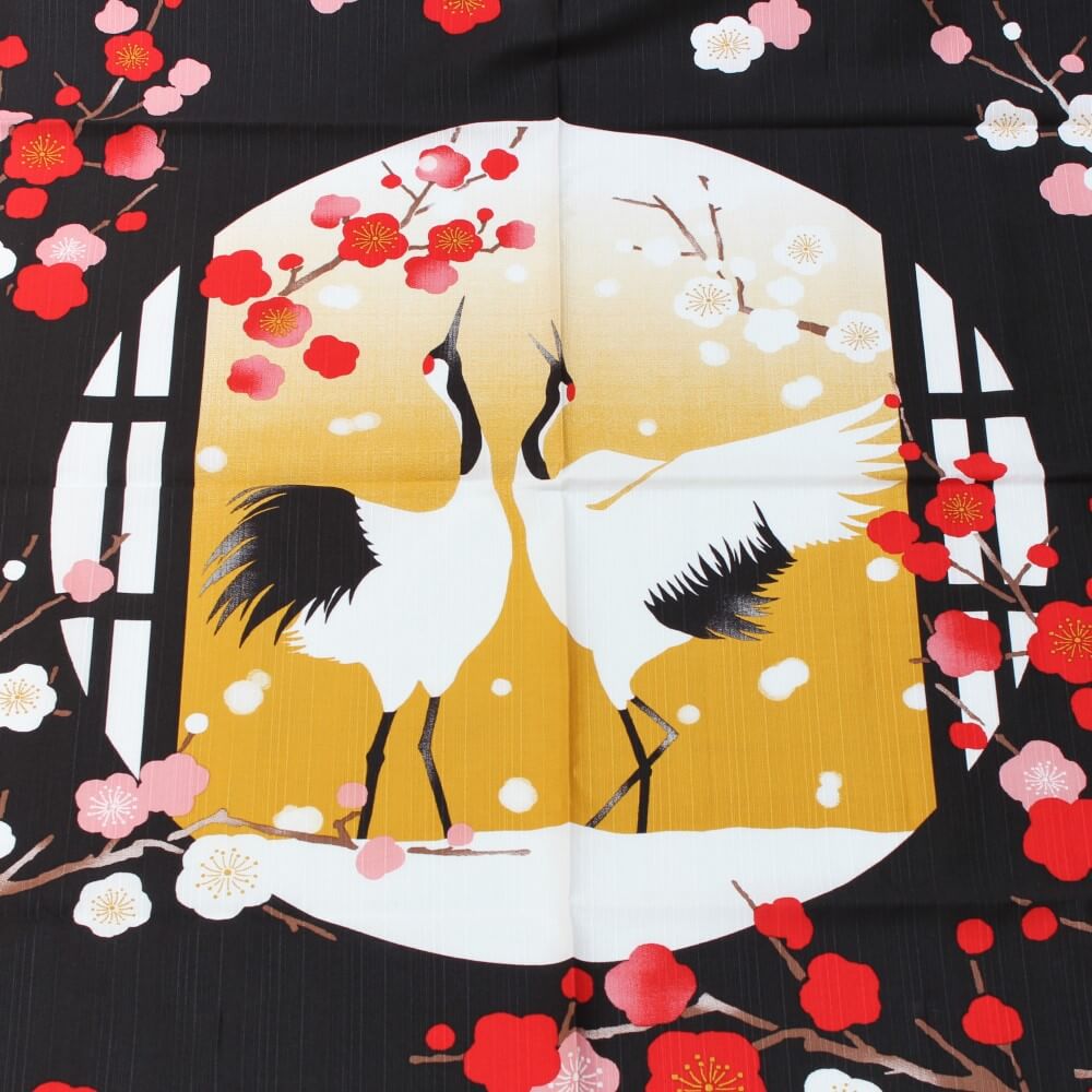 two cranes dancing at the centre of furoshiki