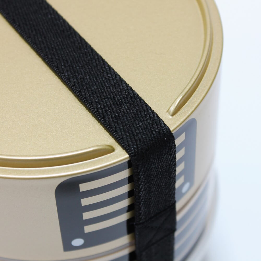 underside kokeshi bushou bento box with lunch band