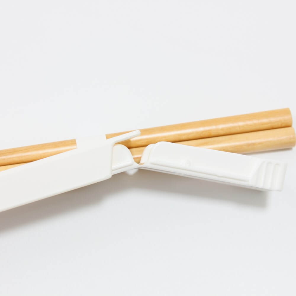 white chopsticks case hinge onigiri case set