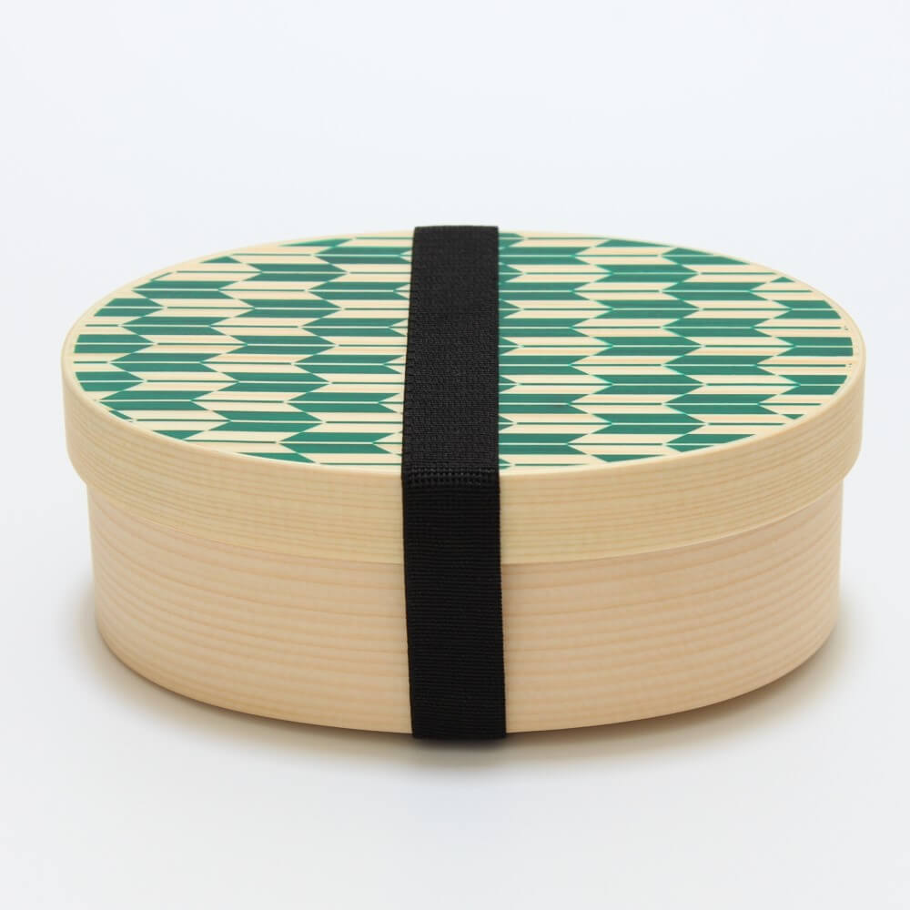 yabane green bento box secured by black bento band