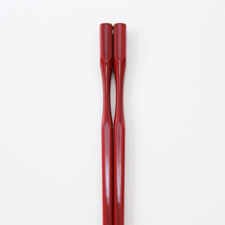 Curved neck chopsticks allows easy holding