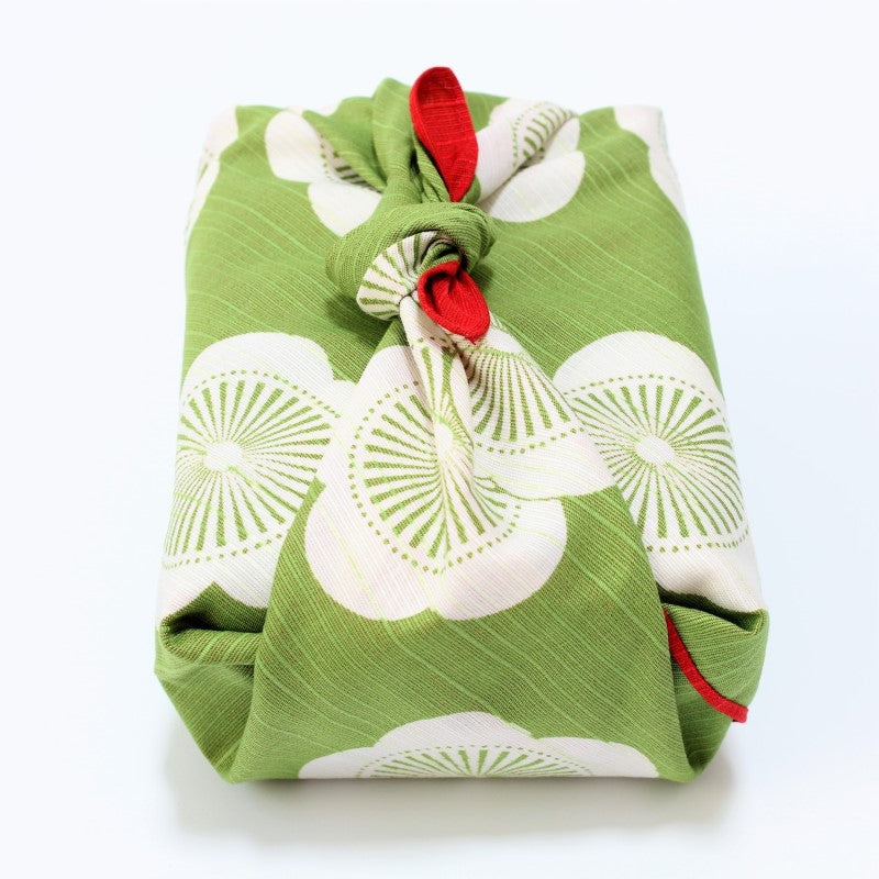 Majime Life Isa monyo double sided reversible furoshiki Japanese plum red green bento box wrapping cloth made in japan length view