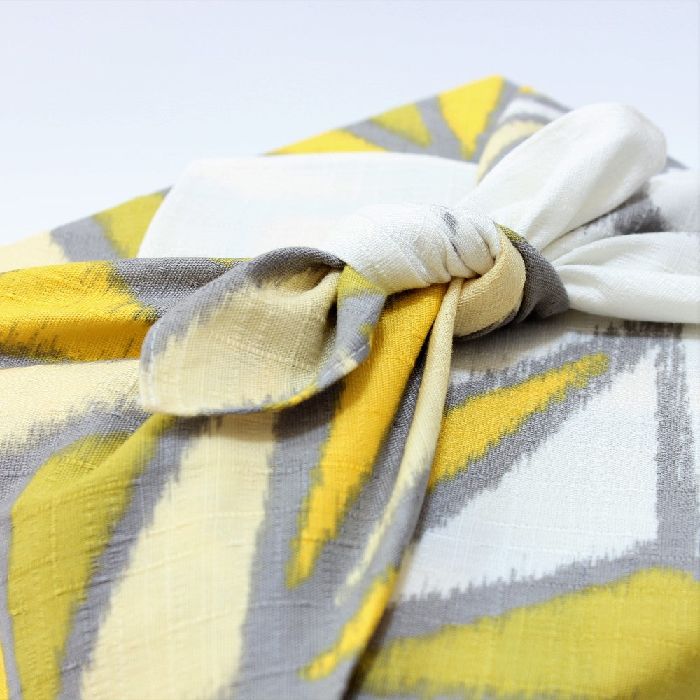 Elegant design of the Modern Girl Asanoha furoshiki