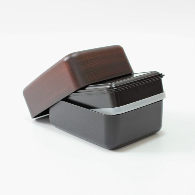 Benkei bento box inner top layer flipped upside down