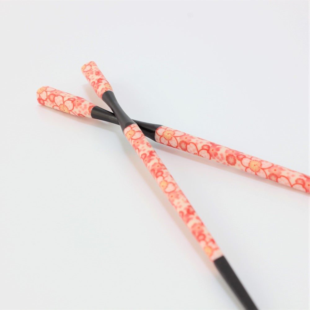 Chopsticks sitting on a cross shape Majime Life Ohashi Collection chopsticks shunjyuu