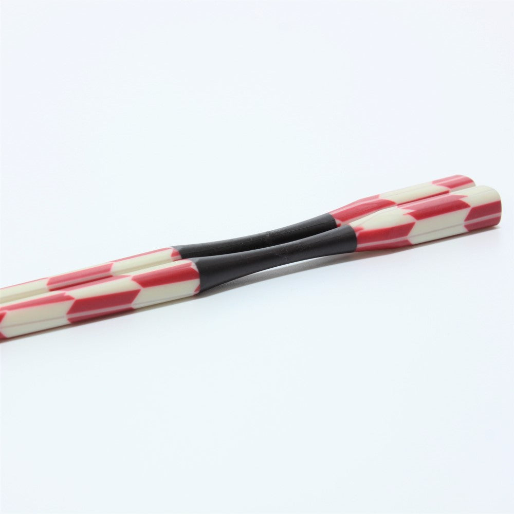 Side view of the curved necks of the Majime Life Ohashi Collection Chopsticks Yabane