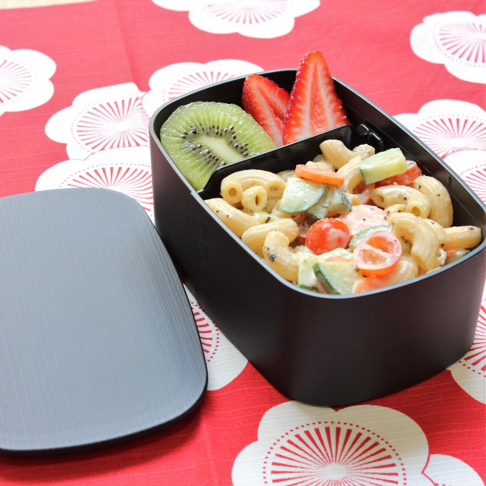 Majime Life Matte Black Nuri Wappa One Tier bento box Japan internal divider elegant Japanese wappa Bento box for all ages Made in Japan lunch box compact dishwasher safe microwave safe bento box ideas