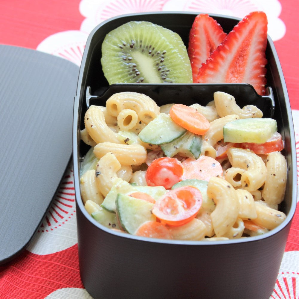 Majime Life Matte Black Nuri Wappa One Tier bento box from Japan large volume easy to use microwave and diswasher safe with internal divider for a variety of foods