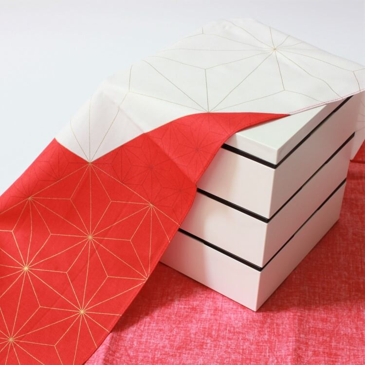 asanoha red furoshiki covering yukimi picnic bento box