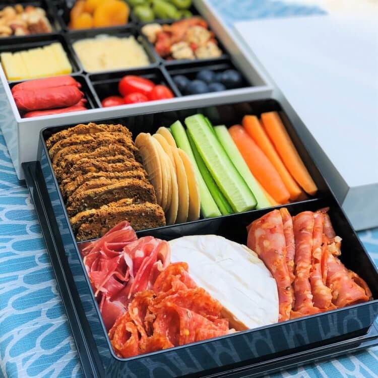 https://www.majimelife.com.au/cdn/shop/files/Picnic-bento-box-like-a-food-grazing-box.jpg?v=1677720376&width=750