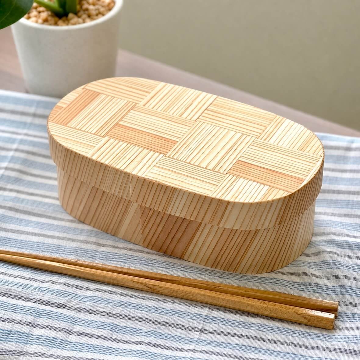 ajirome magewappa bento box with chopsticks