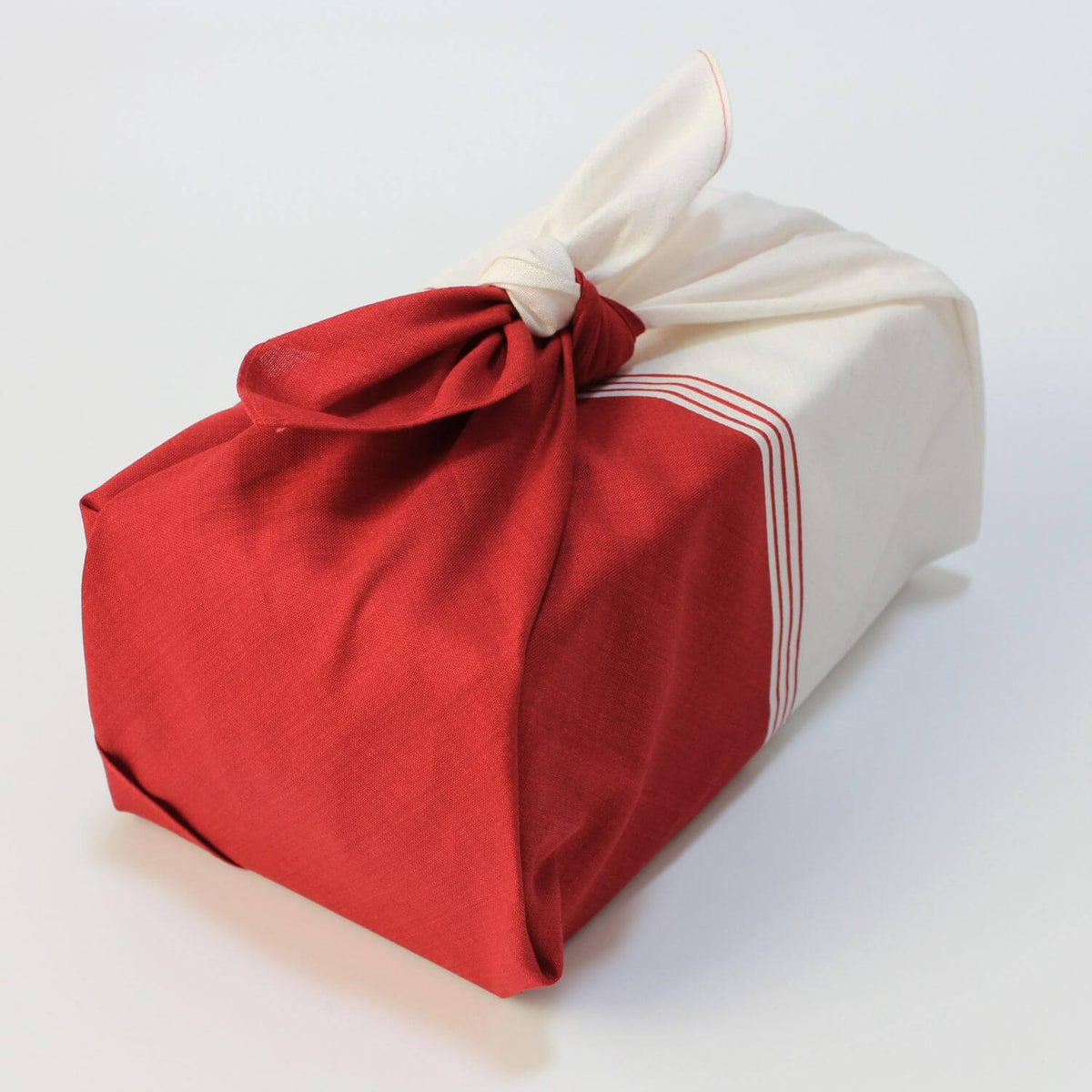 Hare Tsutsumi Katamigawari Red and White Furoshiki Wrapping Cloth 70cm