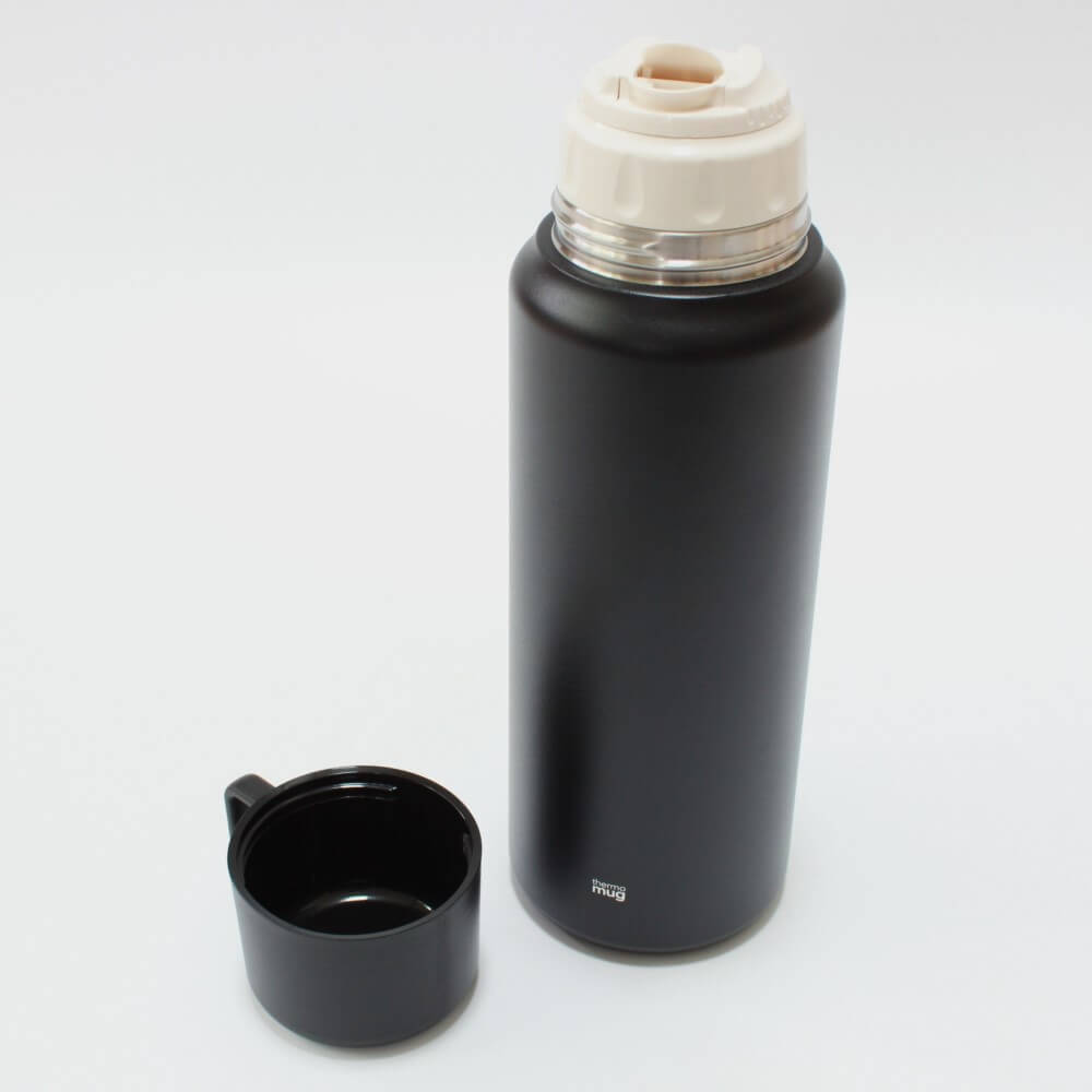 black trip bottle 1000ml with outer cap off