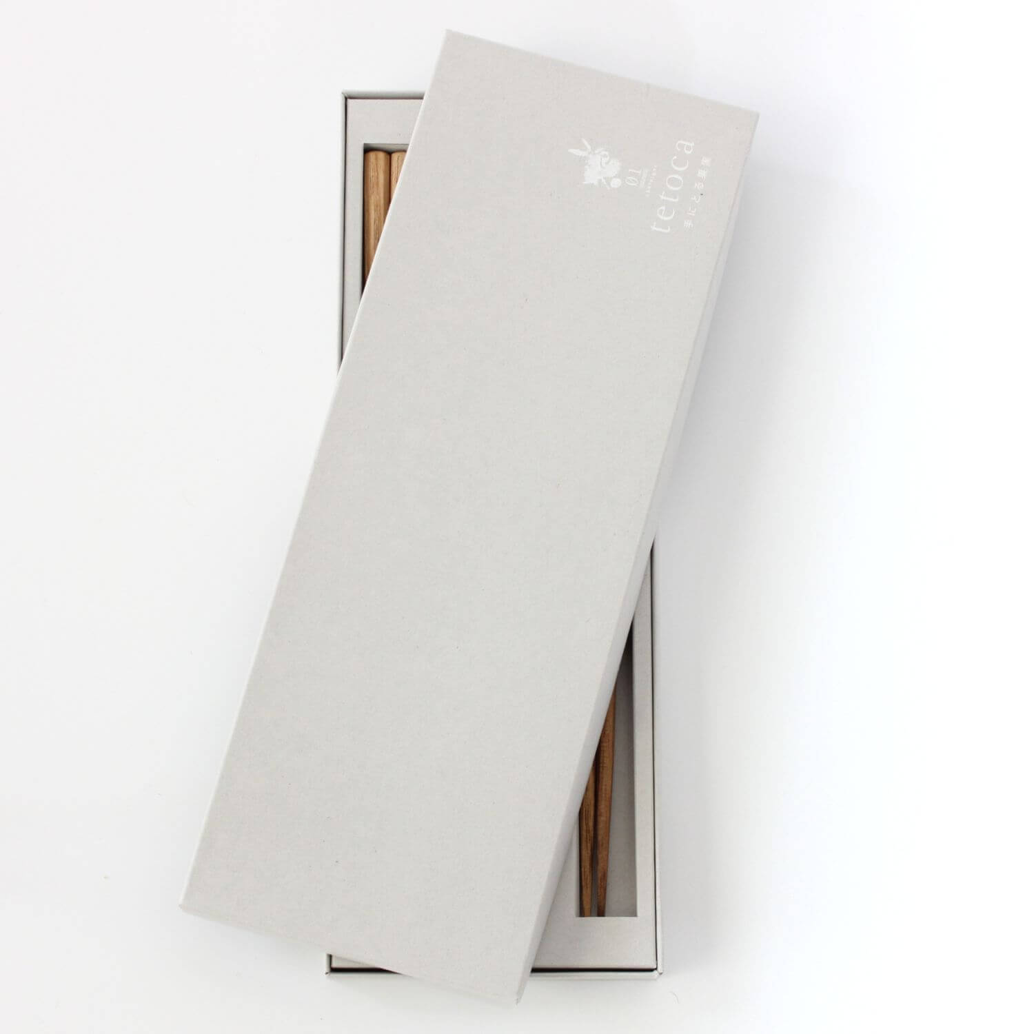 box cover of tetoca chopsticks gift set