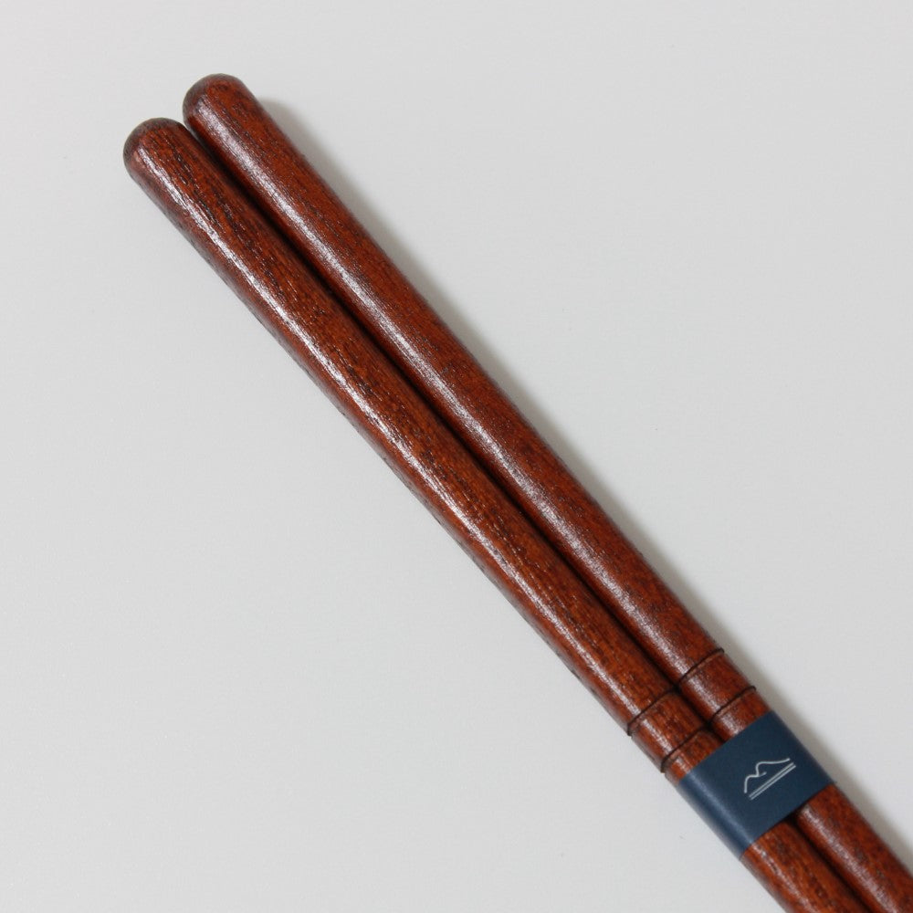 brown lacquered surface kurabi square chopsticks