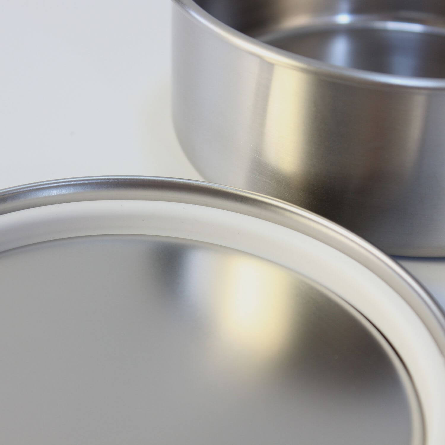Stainless Steel Round 1 Tier Bento Box | Made in Tsubame Sanjo Japan