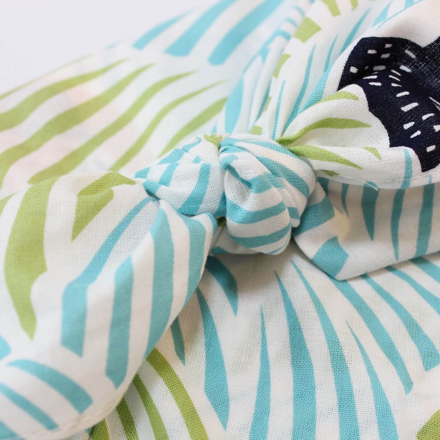 Kata Kata Cats and Birds Furoshiki Wrapping Cloth 70cm