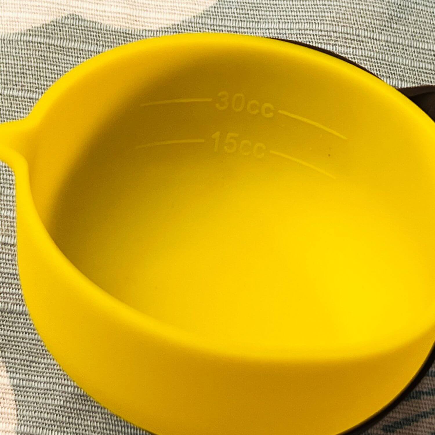 Multi-purpose silicone sauce and measuring cups | 2 piece set