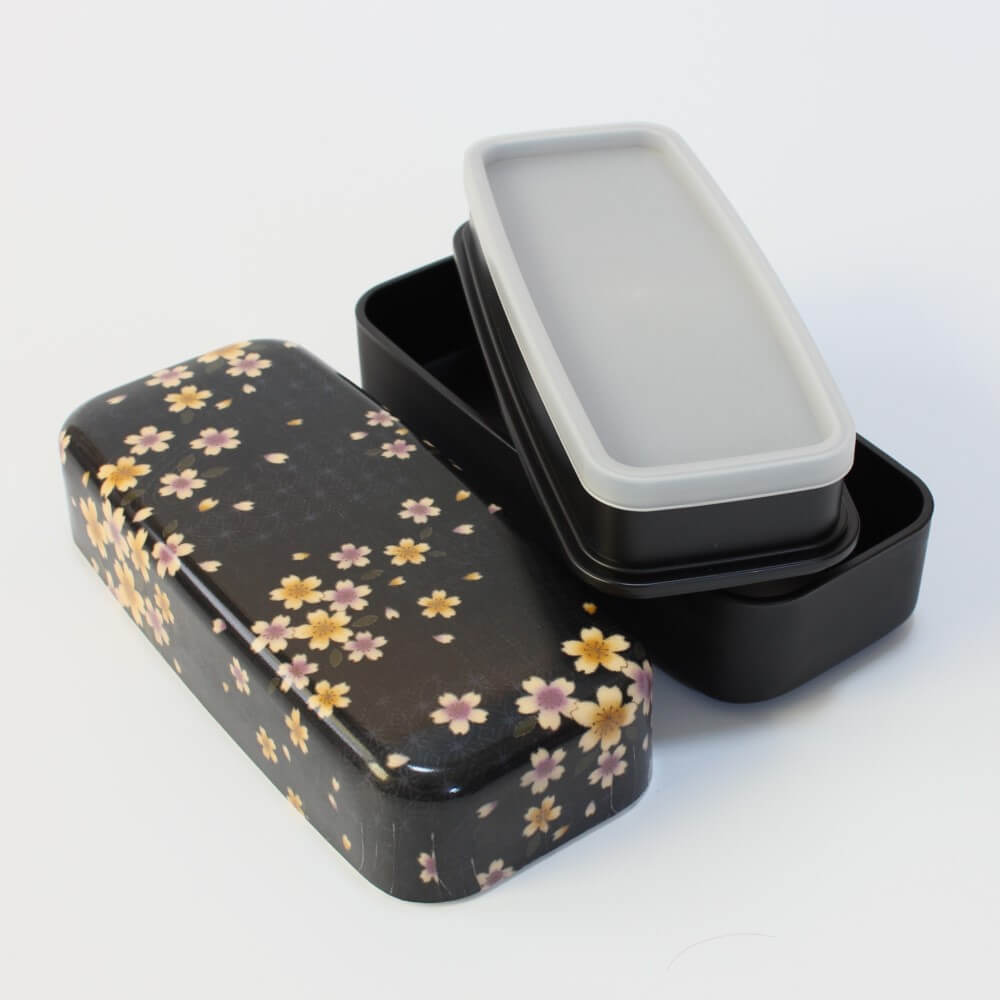 lid off showing internal layer of ryusui sakura black bento box