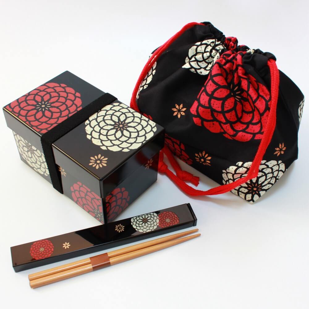 contents of hakoben momoka black bento box set