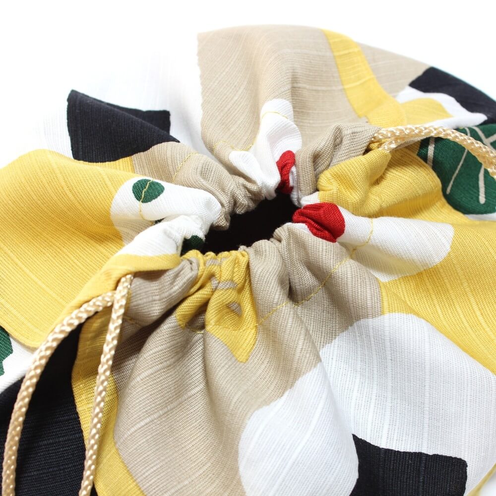 drawstring pulled close of the onigiri tsutsumi bento lunch bag kinchaku