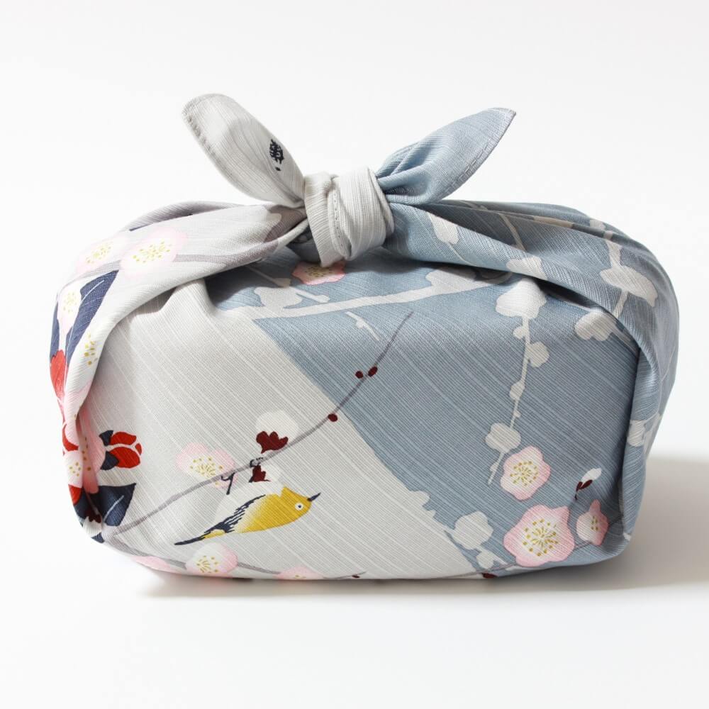 side profile bento box wrapped with hama monyo grey furoshiki